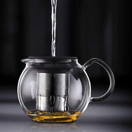 Bodum Assam – Teekanne, 0,5 l, Borosilikatglas, Edelstahl-Teesieb, Schwarz