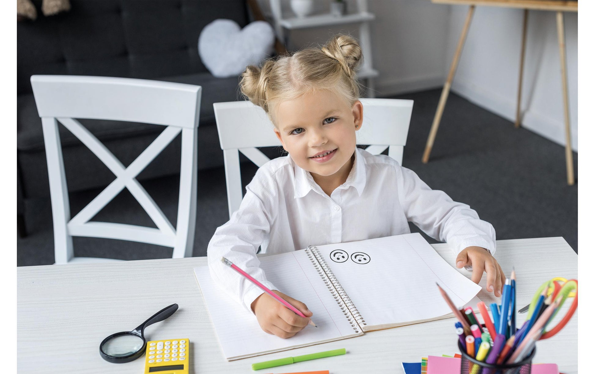 Colop Little NIO Lehrer – Motivstempel, Motiv Symbol, weiss/grau