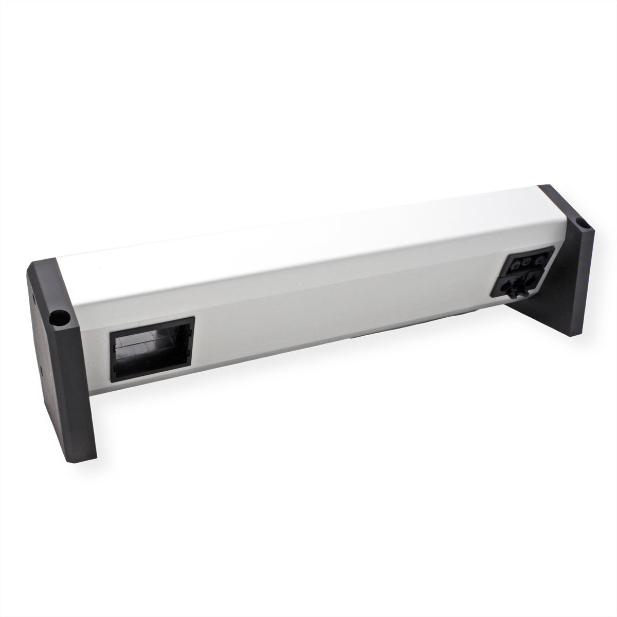Bachmann DESK Steckdosenleiste, 2×UTE, 1×USB-C PD 60 W, GST18 Eingang, 320×70×90 mm – Schwarz
