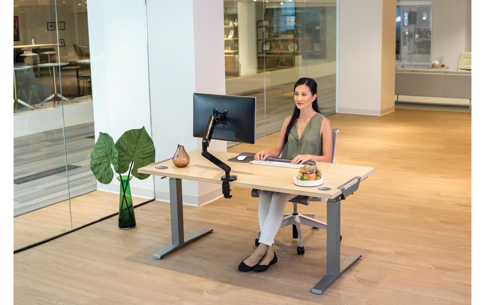 Fellowes Levado – Stehtisch – 64–126 cm – Silber – Höhenverstellbar