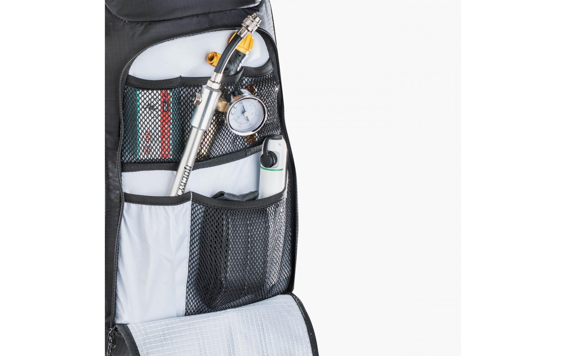 EVOC FR Trail Blackline – Bike-Rucksack – 20 l, Trinksystem, schwarz