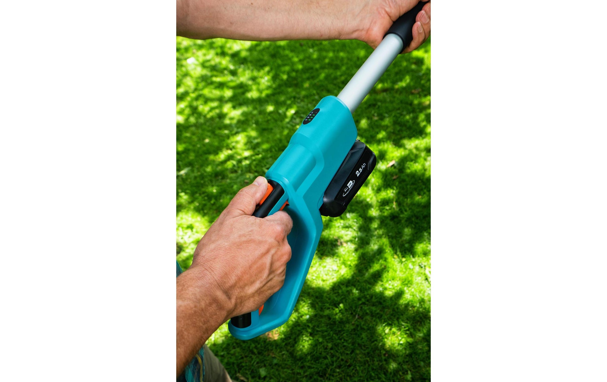 Gardena THS 42/18V Akku-Heckenschere – 18 V – Schwertlänge 42 cm – 2,5 Ah & Ladegerät – POWER FOR ALL