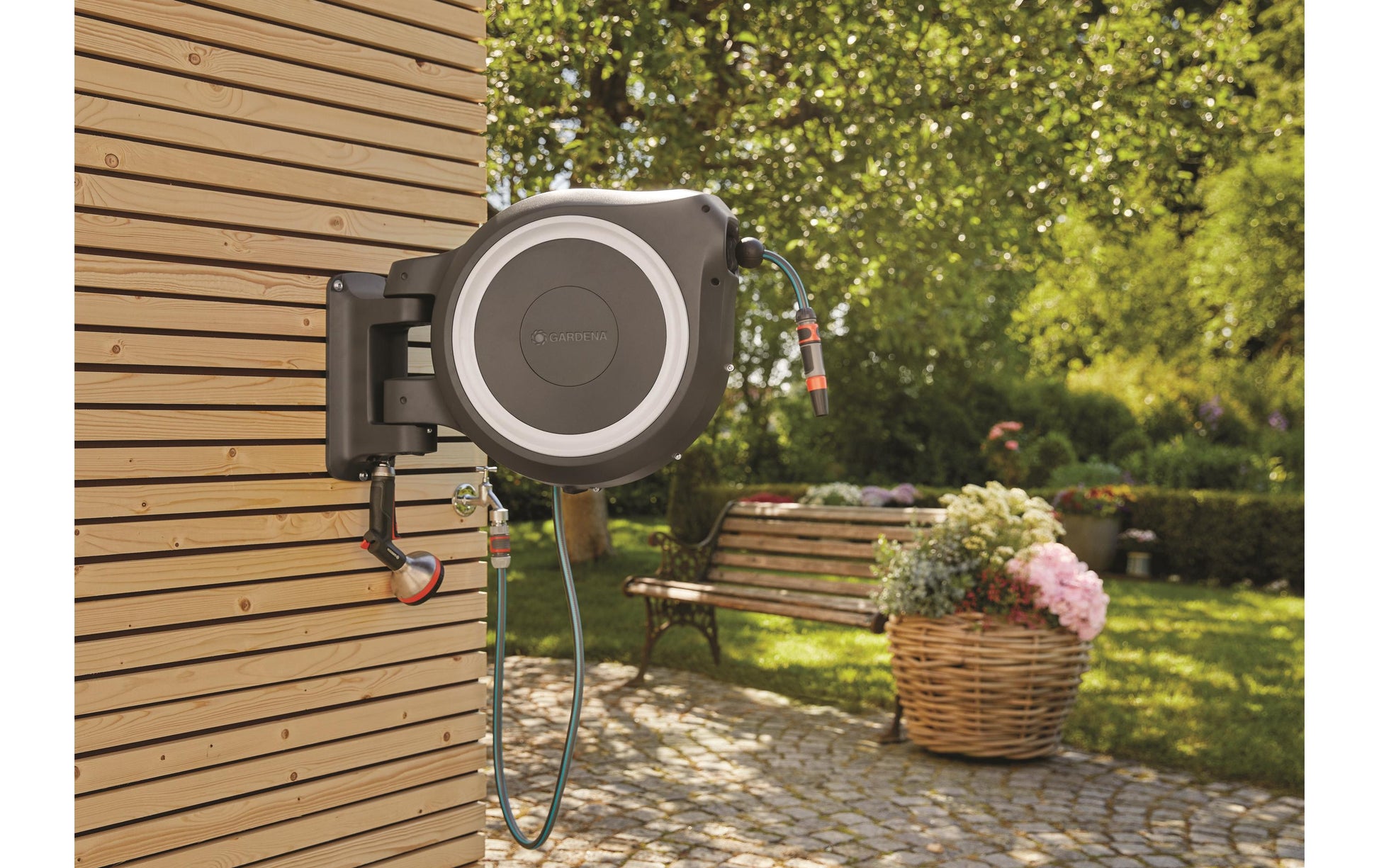 Gardena RollUp Wand-Schlauchbox 35 m – grau – automatisch