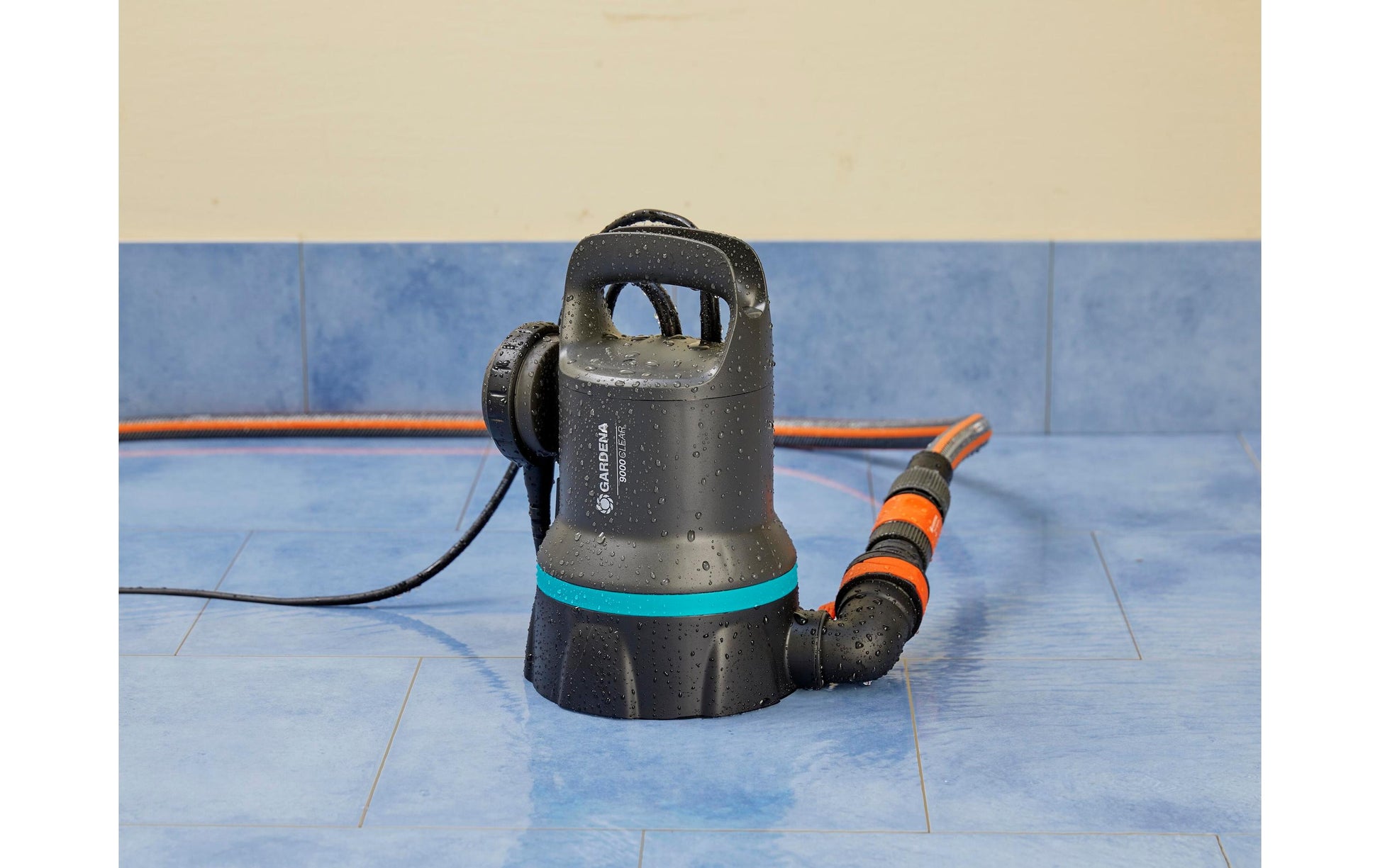 Gardena Gartenpumpe – 9000 l/h, 6 m Förderhöhe, 300 W, 230 V, Netzbetrieb