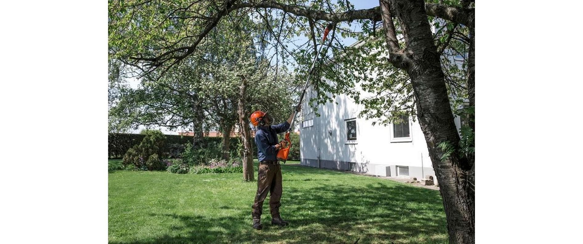 Husqvarna 120iTK4-H Heckenschere – 36 V – Schwertlänge 50 cm – 2 Ah & Ladegerät