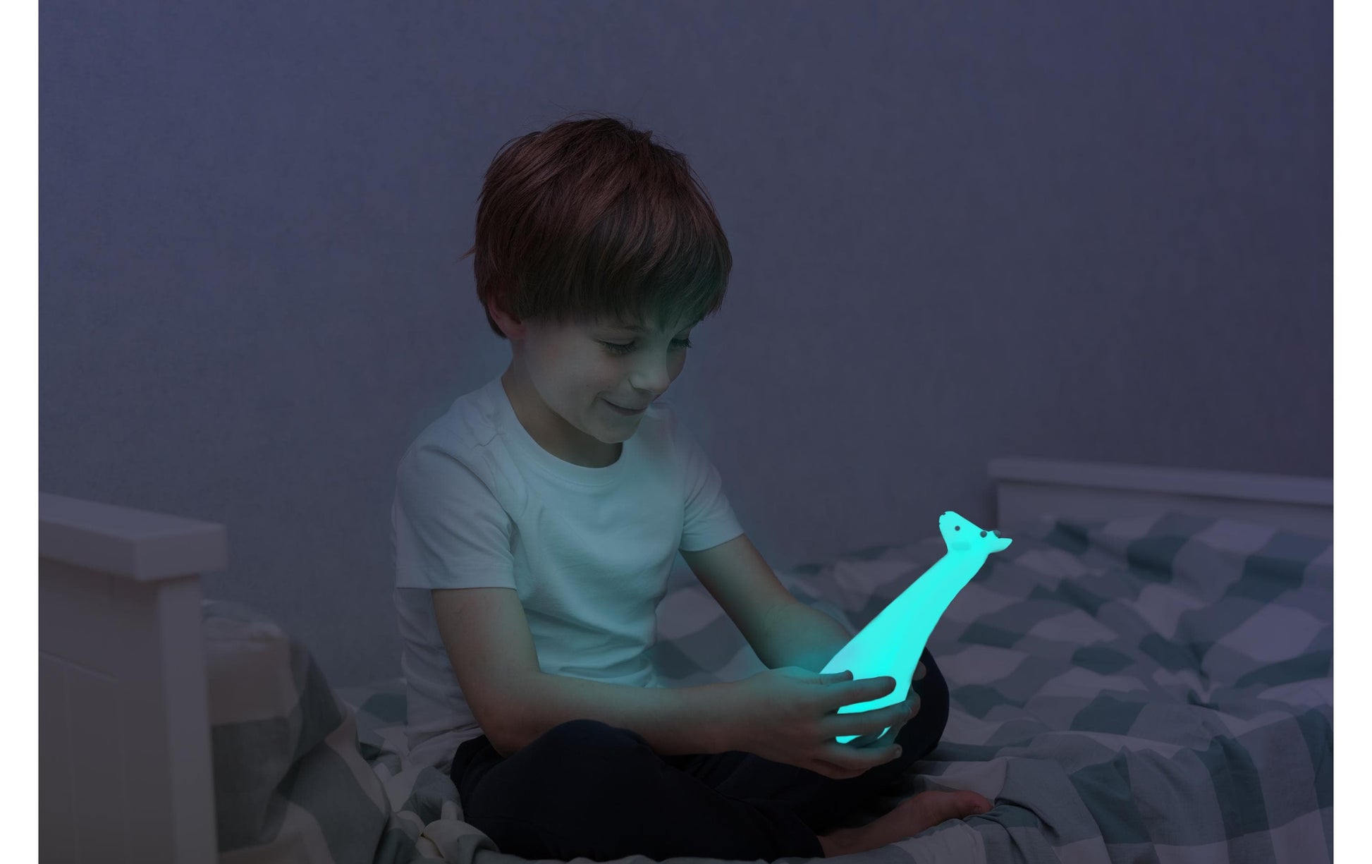 ZAZU Nachtlicht Gina – Ø 7 × 19 cm, RGB, Akku/USB, Grau, Abschaltautomatik 30 min