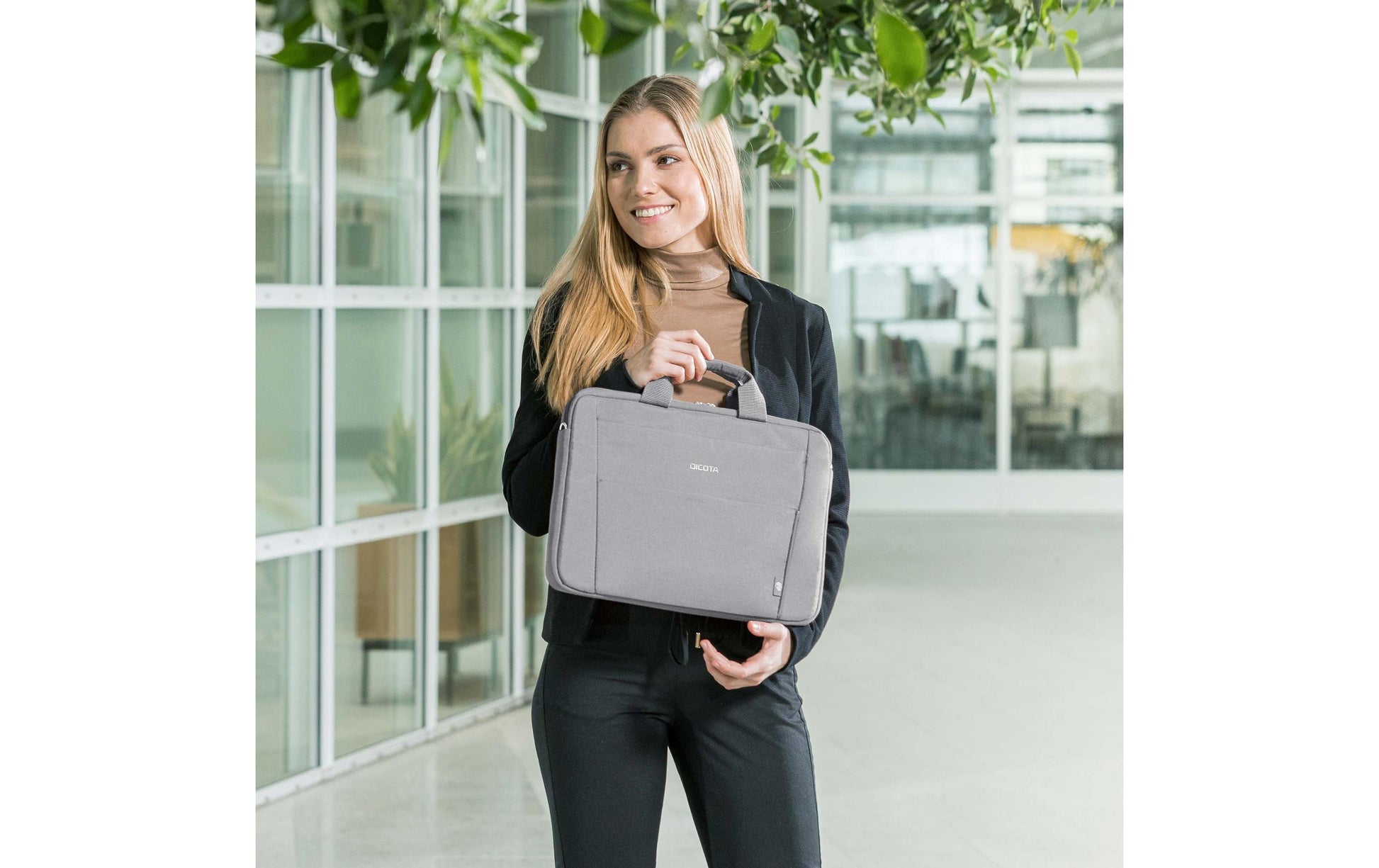 DICOTA Notebook-Tasche für bis 14,1" – abnehmbarer Schultergurt, aus recyceltem PET – Grau