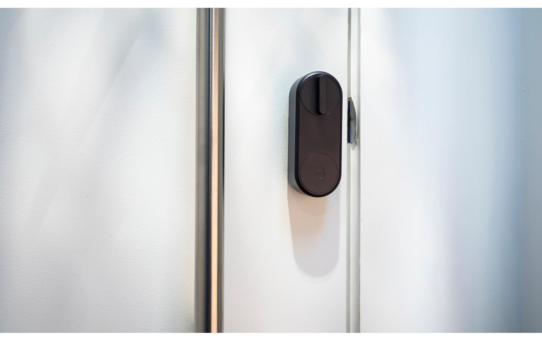 Yale Smart Lock Linus – 58 × 58 × 150 mm, schwarz