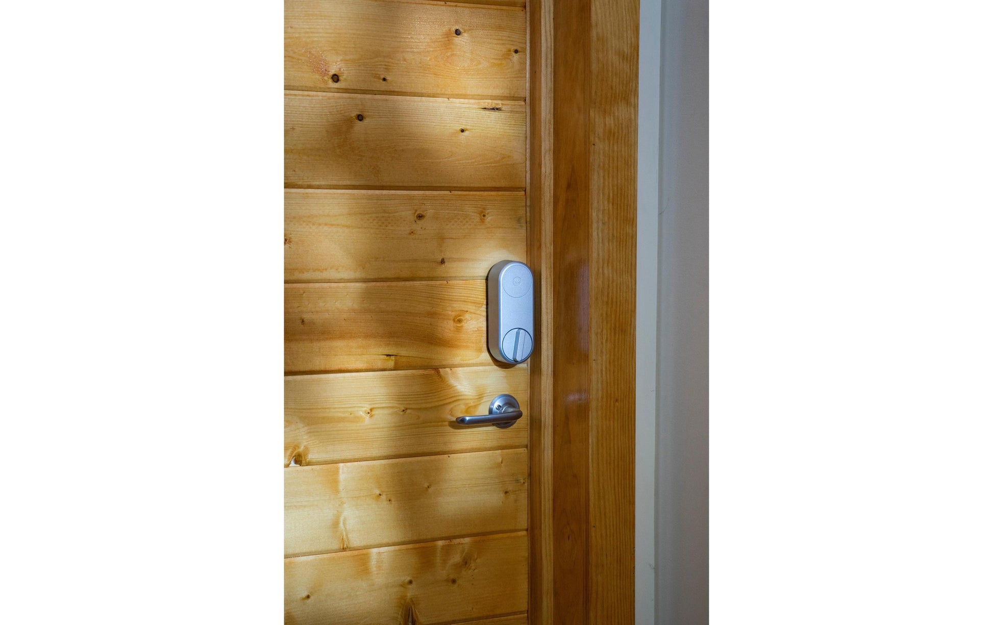 Yale Linus Intelligentes Torschloss – BT 4.2, Kabellos, Batteriebetrieben (4× AA), Tür, 58×58×150 mm, Silber