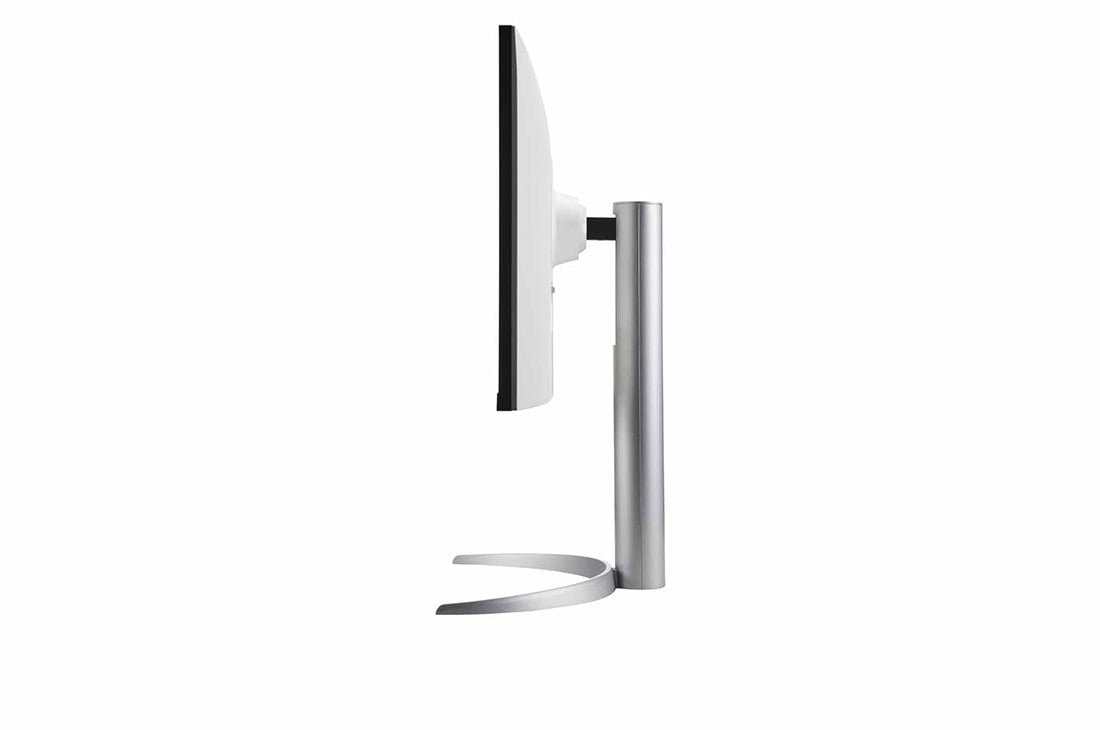 LG 27UQ850V-W – 27", 3840 × 2160 (4K), IPS, USB-C 90 W, DisplayHDR 400