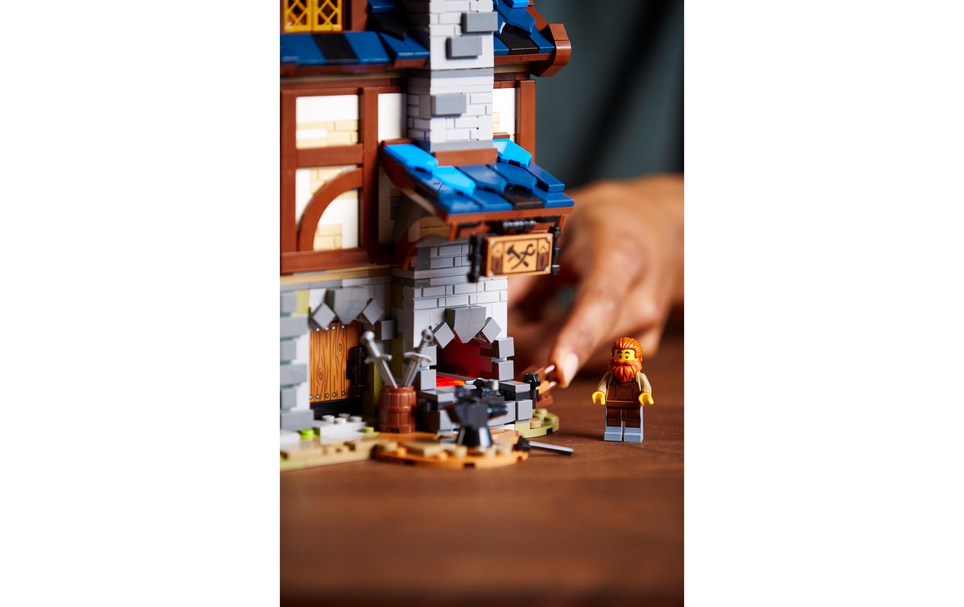 LEGO Ideas Mittelalterliche Schmiede 3D-Puzzle – 2164 Teile – ab 18 Jahren