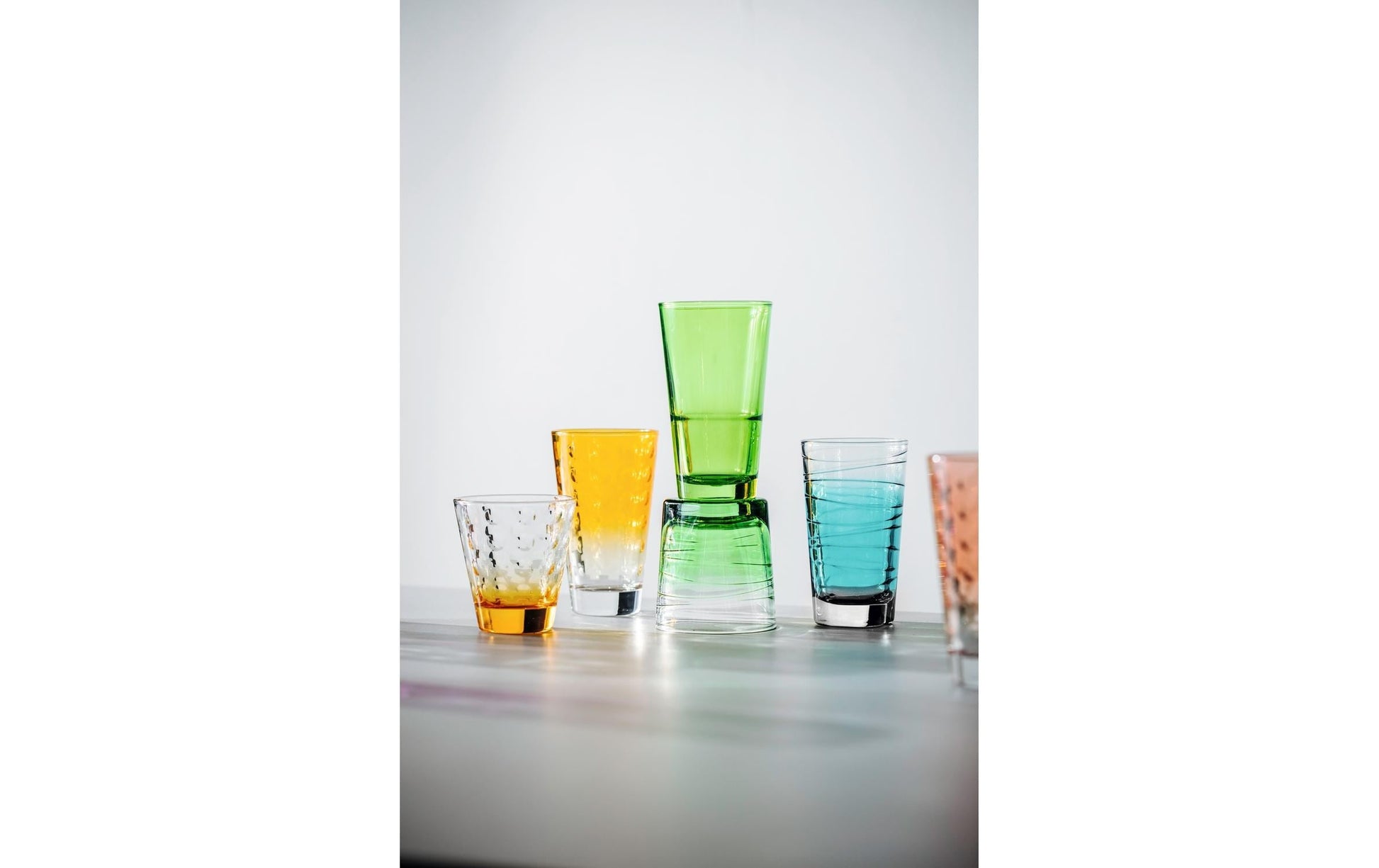 LEONARDO Vario Struttura Trinkglas – 6er Set, 280 ml, Ø 7,5 cm, Kalk-Natron-Glas, Rot, spülmaschinenfest