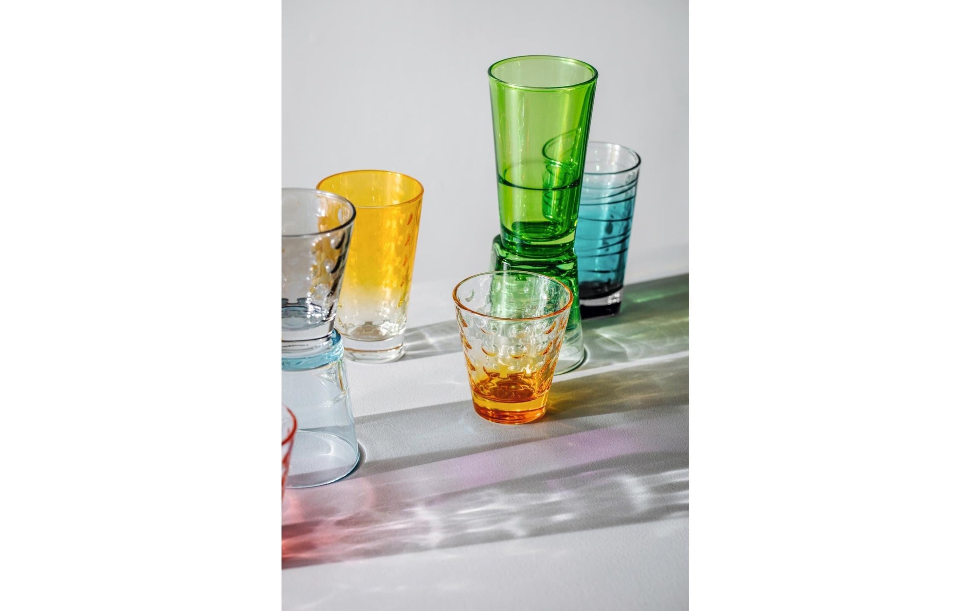LEONARDO Vario Struttura Trinkglas – 6er Set, 280 ml, Ø 7,5 cm, Kalk-Natron-Glas, Rot, spülmaschinenfest