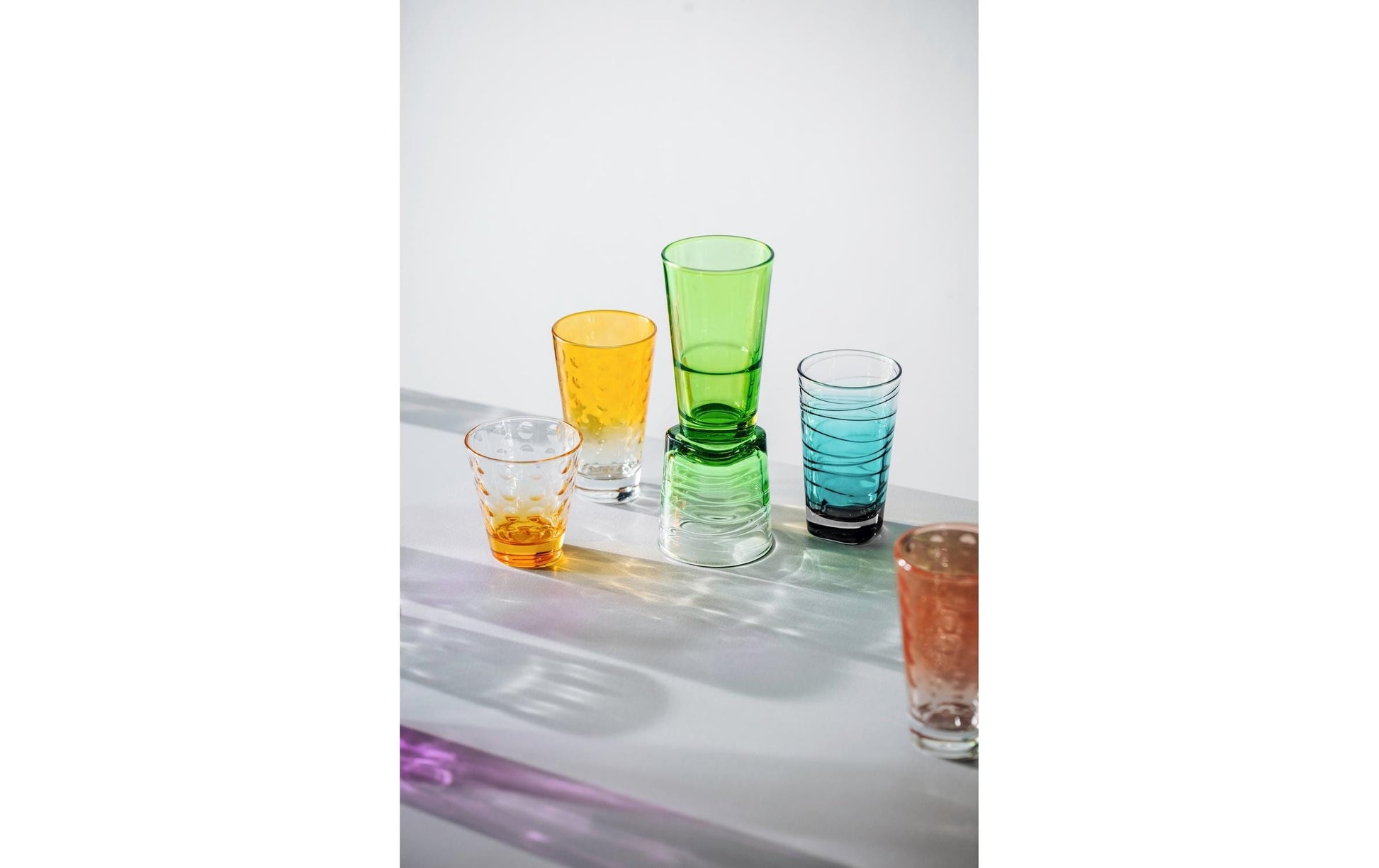 LEONARDO Vario Struttura Trinkglas – 6er Set, 280 ml, Ø 7,5 cm, Kalk-Natron-Glas, Rot, spülmaschinenfest