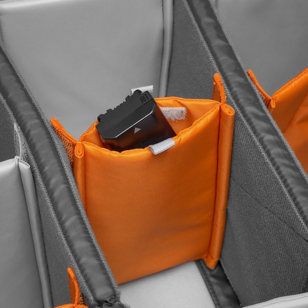 Lowepro Pro Trekker BP 550 AW II Kamerarucksack – Nylon/Polyester – Schwarz – für 2–3 DSLR