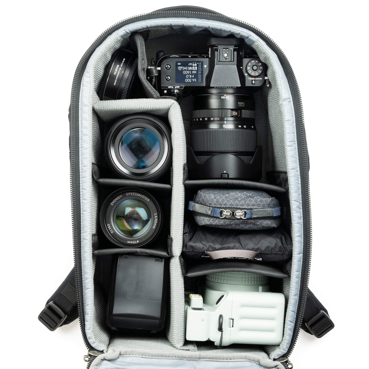 Think Tank Walker Pro Kamerarucksack – 24 L, für 14" Notebook – Spritzwassergeschützt, Neopren/Nylon, Schwarz