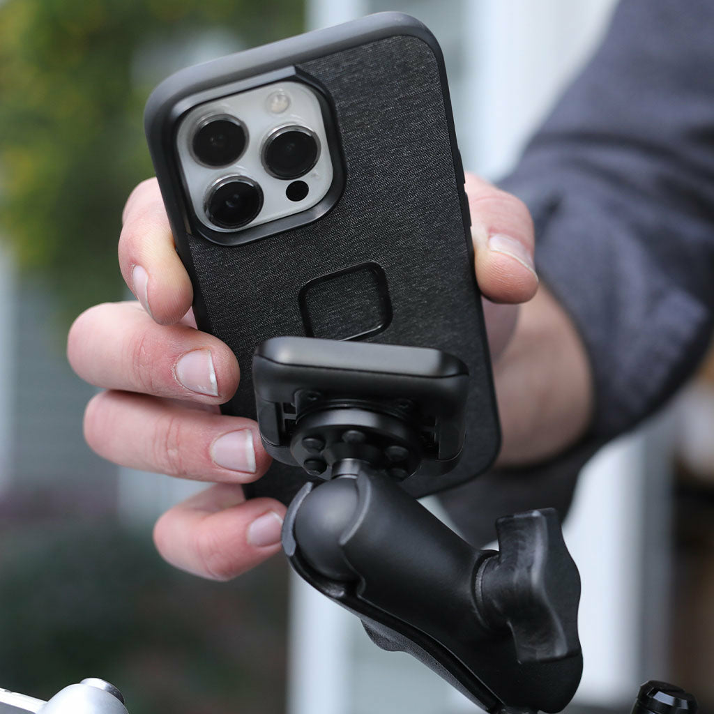 Peak Design Ball Mount Adapter Locking 1 - Auto-Halterung, magnetische Montage, Schwarz