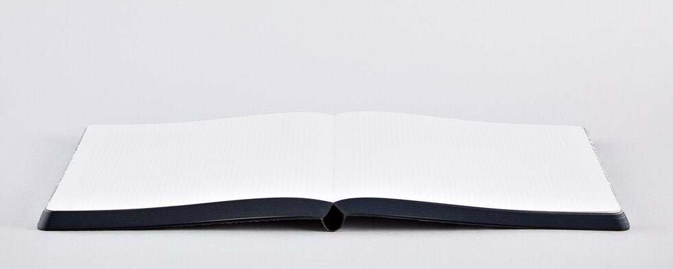 Nuuna Notizbuch – 165 × 220 mm – 120 g/m² – Softcover, nummerierte Seiten, Fadenheftung