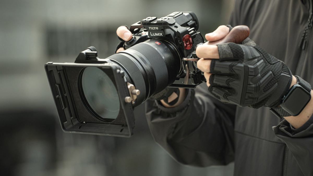 Tilta TA-T50-FCC-TG Kamerakäfig – Aluminium, 150,7 × 65,2 × 122,7 mm – für Panasonic S5 II/IIX – Grau