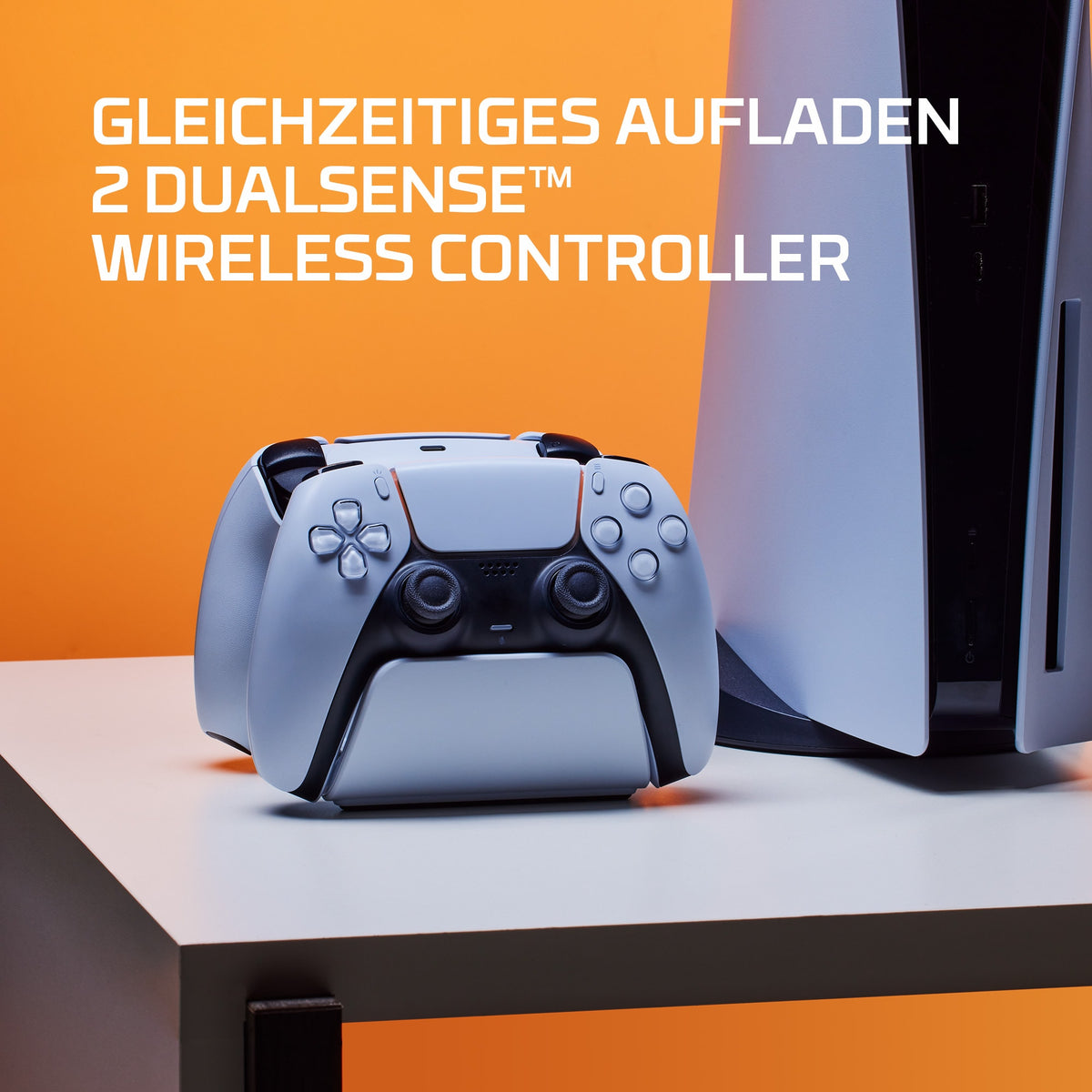HyperX ChargePlay Duo Ladestation 10 W – inkl. USB-Kabel – für PlayStation 5 – schwarz/weiss