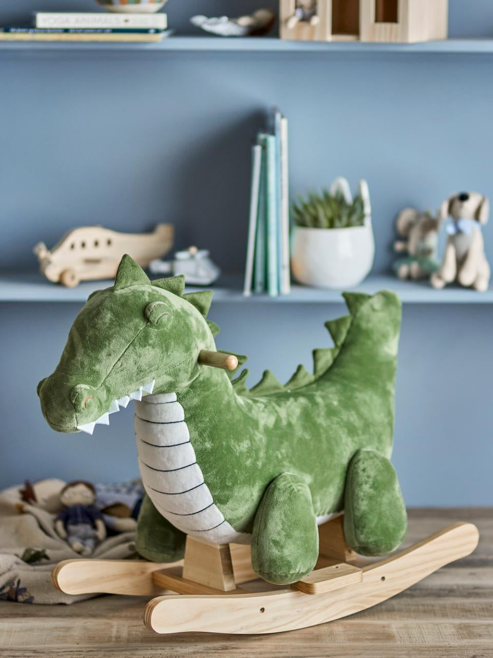 Bloomingville Arnie Aufsitztier Krokodil – 33×50×70 cm – ab 1 Jahr – Holz, Polyester, Eisen – grün