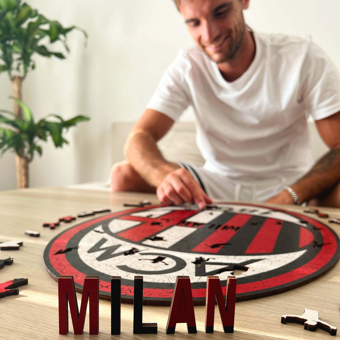 Iconic Puzzles Puzzle AC Milan Logo – 150 Teile – 19 × 30 cm – ab 10 J.