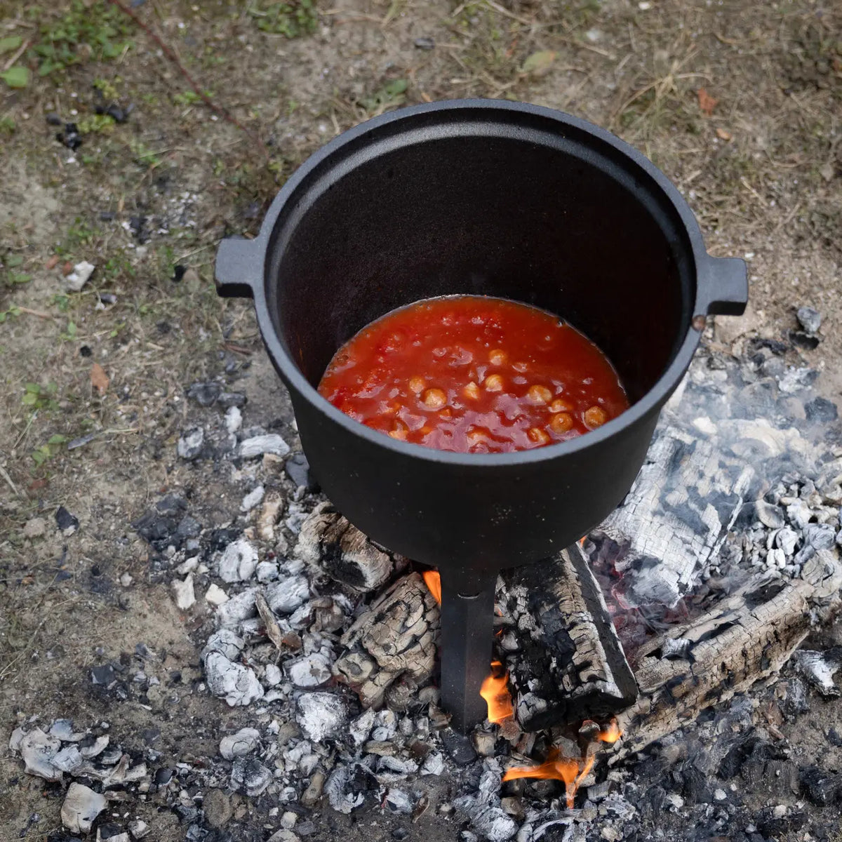 Esschert Design Kochtopf FF648 – 6,8 l, Gusseisen, für Feuer, Grillrost – Schwarz
