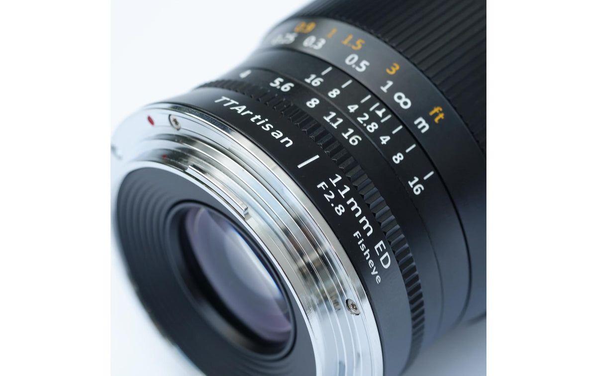 TTArtisan 11mm F/2.8 Fish-Eye-Objektiv – Canon RF – Vollformat, 180° – für EOS R, RP, R5