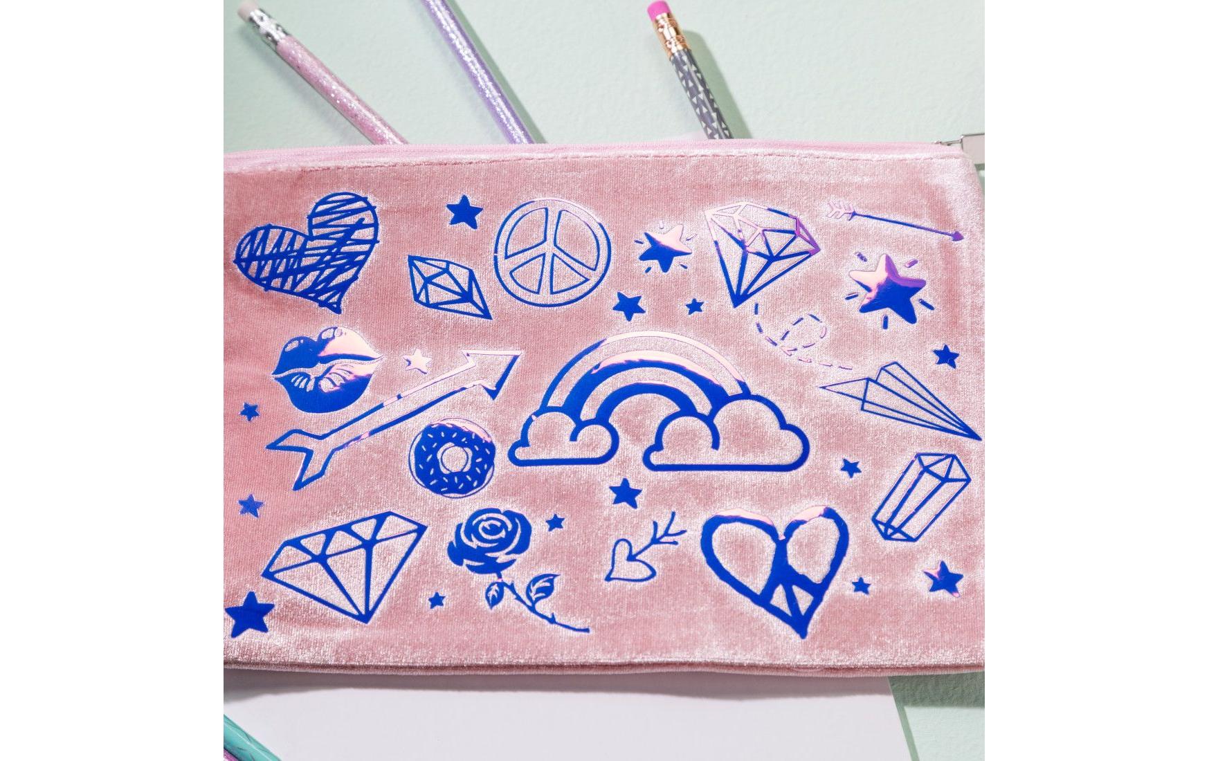 Cricut Aufbügelfolie holographisch – Hellblau – 33 × 273 cm – für Maker 3, Explore Air 3