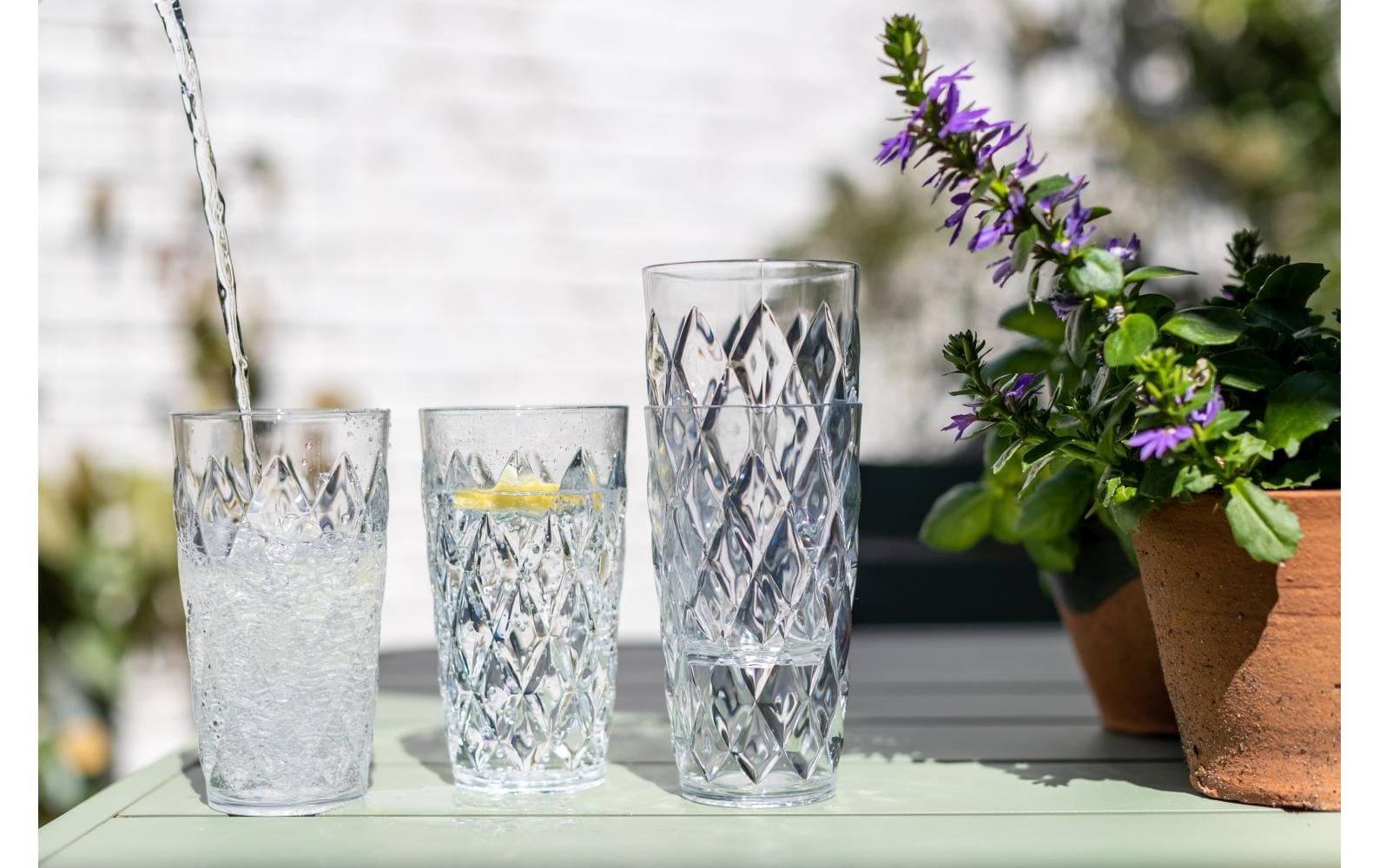 Koziol Trinkbecher CRYSTAL L – 450 ml, Ø 8,5 cm, H 15,2 cm, Kunststoff (SAN), spülmaschinenfest, stapelbar