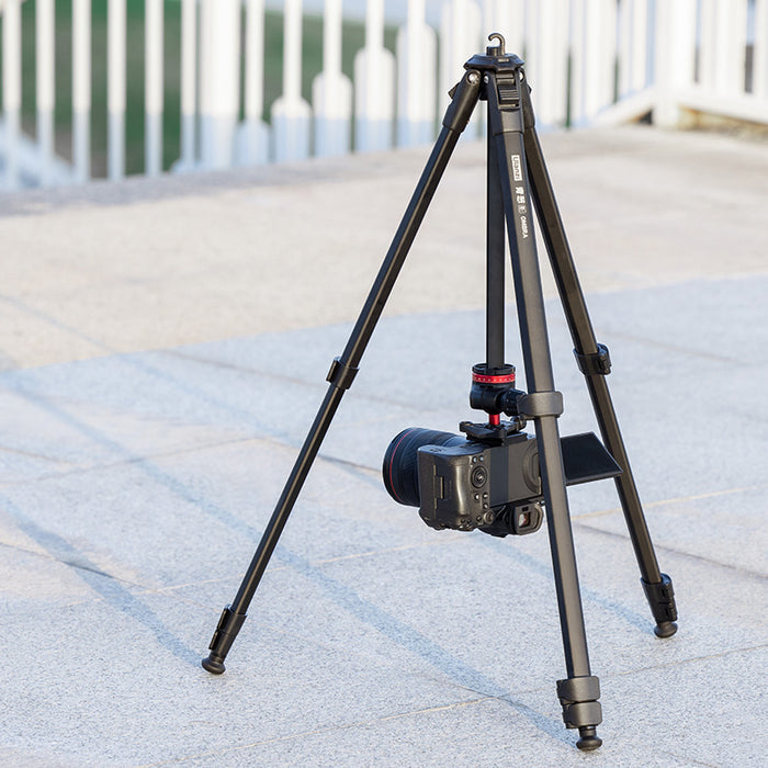 Ulanzi MT-55 B Dreibeinstativ – bis 158 cm, 8 kg Traglast – Kugelkopf, Schnellwechselplatte – Schwarz