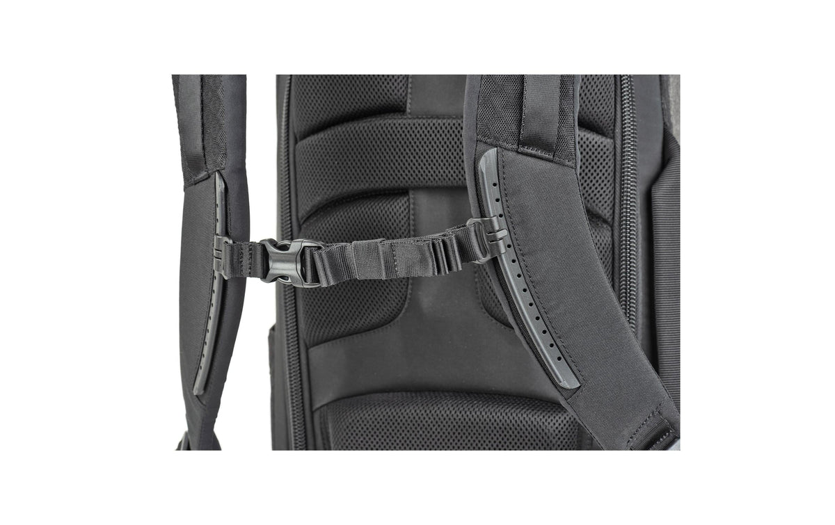 Think Tank BackStory 15 Kamerarucksack – Schwarz – für 16" Notebook, 4 Objektive