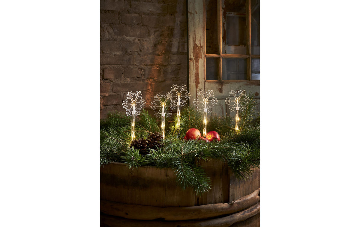 Star Trading Lichterkette – Warmweiss, IP44, Batteriebetrieb (3×AA), Timer 6/18 h, 5 LEDs, Transparent, PVC