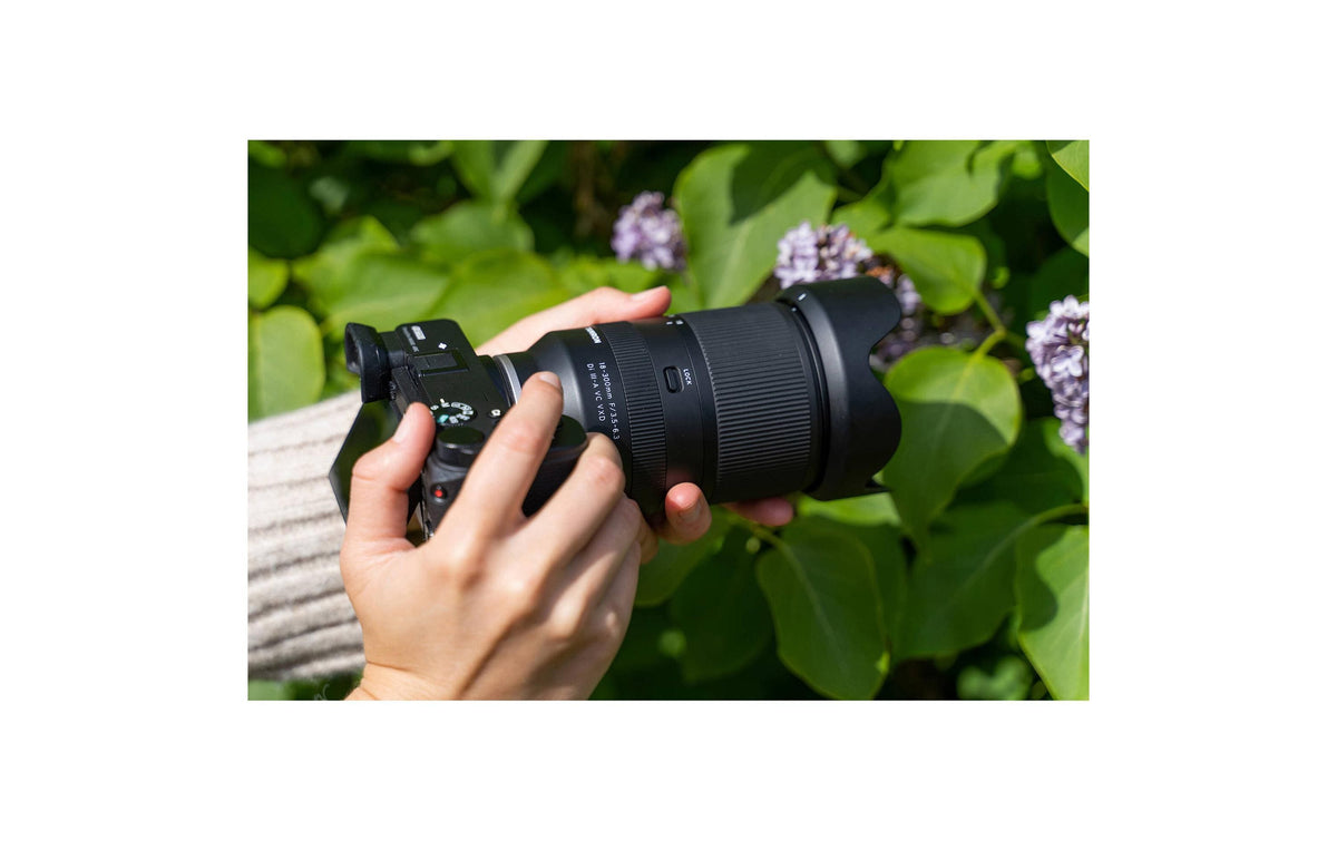Tamron AF 18–300mm f/3,5–6,3 Di III-A VC Objektiv – für Fujifilm X – Bildstabilisator – 67 mm Filter