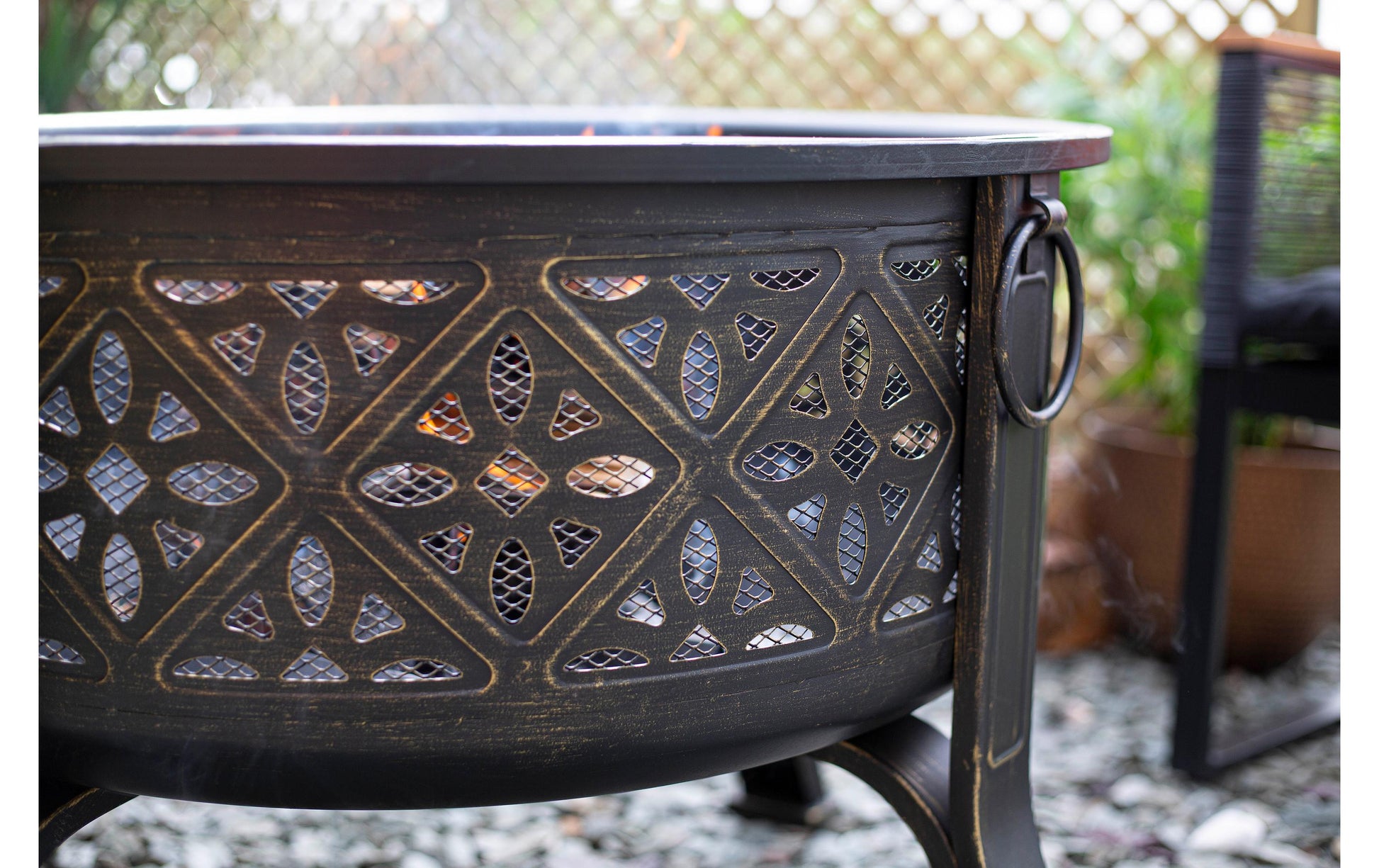 La Hacienda Moreque Feuerschale – Ø 76 × 68 cm – Stahl, bronze