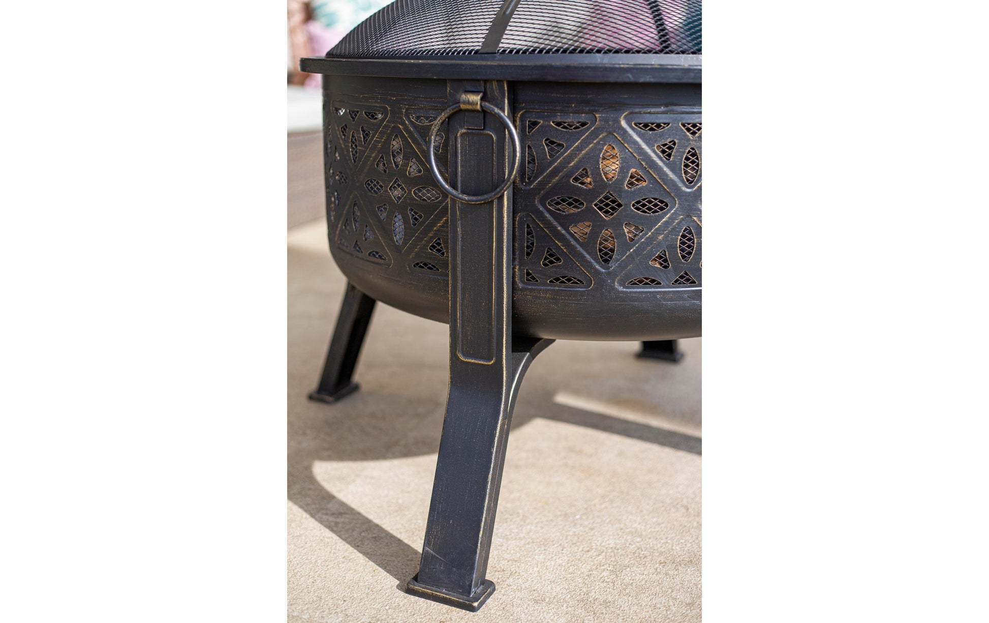 La Hacienda Moreque Feuerschale – Ø 76 × 68 cm – Stahl, bronze