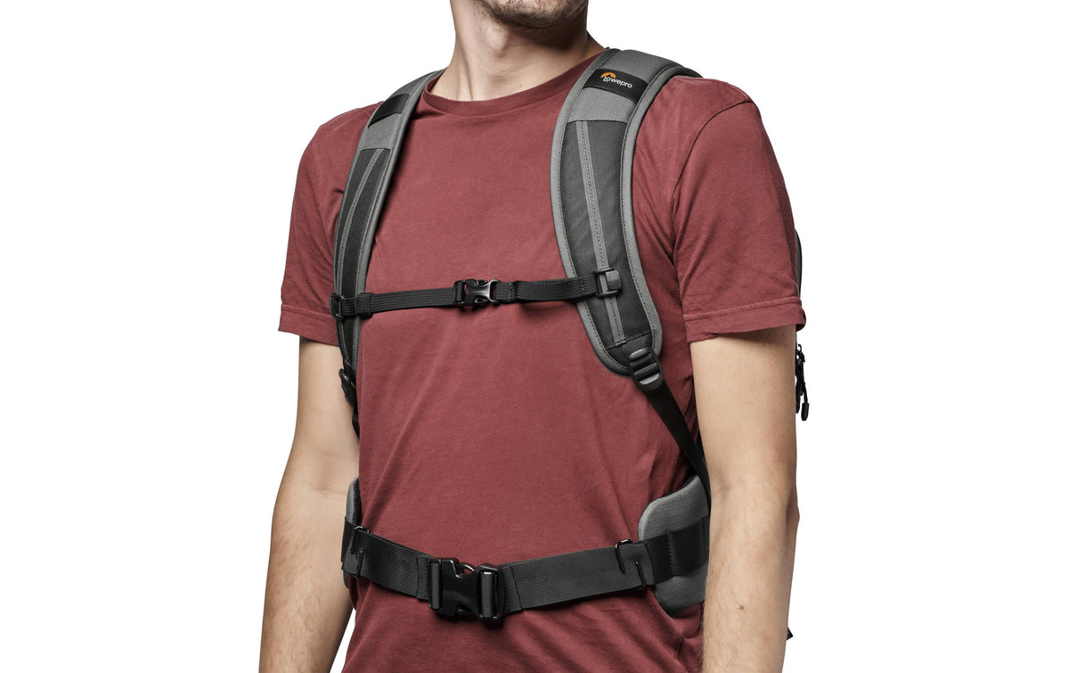 Lowepro Flipside 300 AW III Kamerarucksack – 17 l, Notebook-/Tablet-Fach, Regenhülle – Dunkelgrau