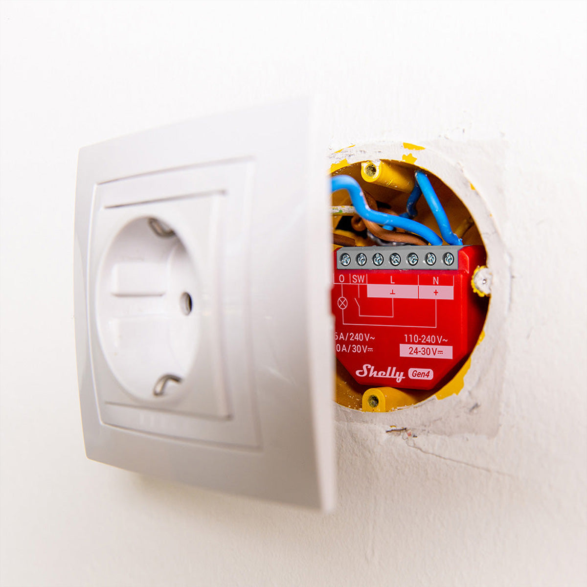 Shelly 1PM Gen4 – Smart-Steckdose – WLAN/Zigbee/Bluetooth, 16 A, Verbrauchsmessung