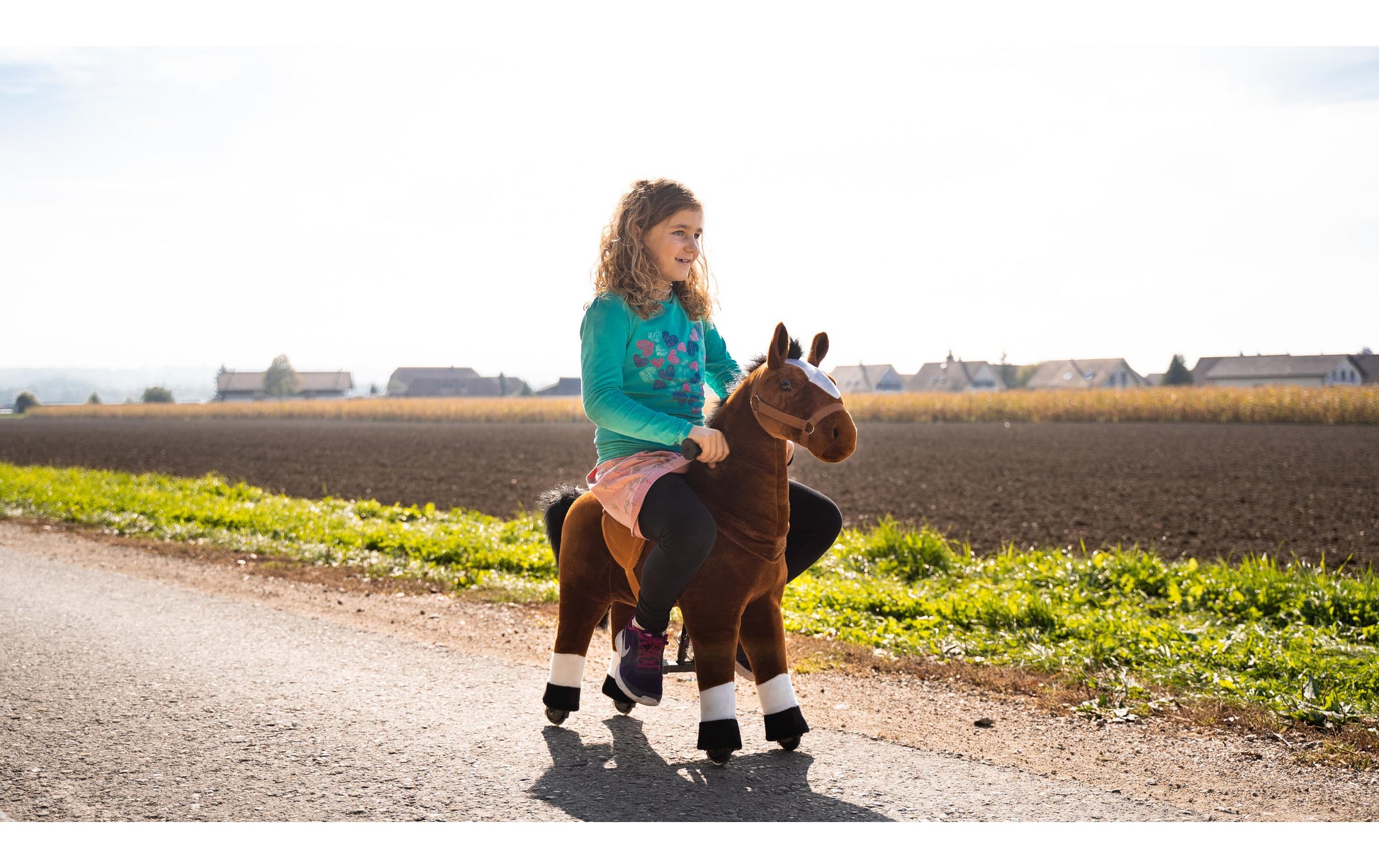 Zoosy Aufsitztier Pferd – 4 Räder, max. 75 kg – 90 × 91 × 27 cm – ab 4 Jahren