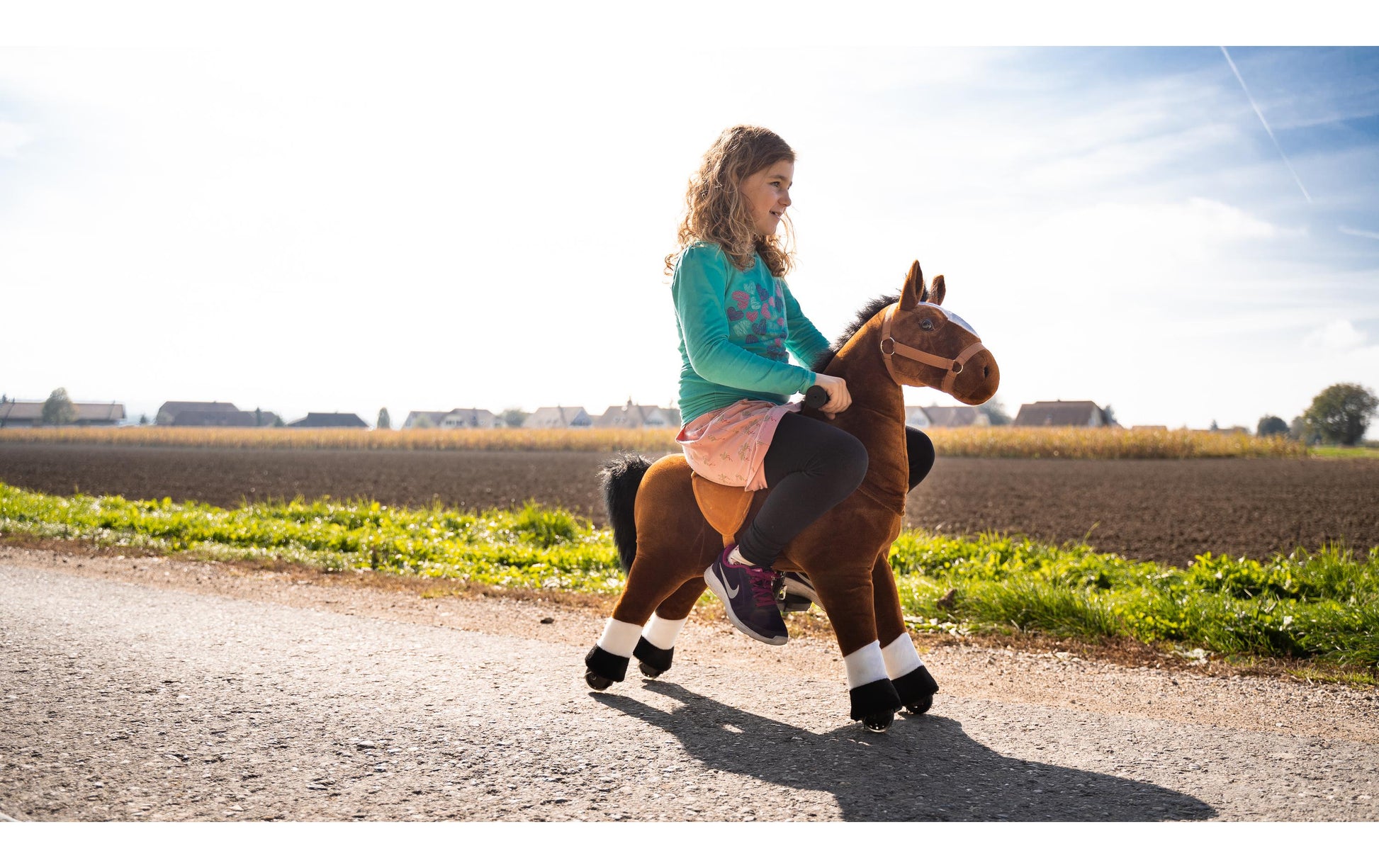 Zoosy Aufsitztier Pferd – 4 Räder, max. 75 kg – 90 × 91 × 27 cm – ab 4 Jahren