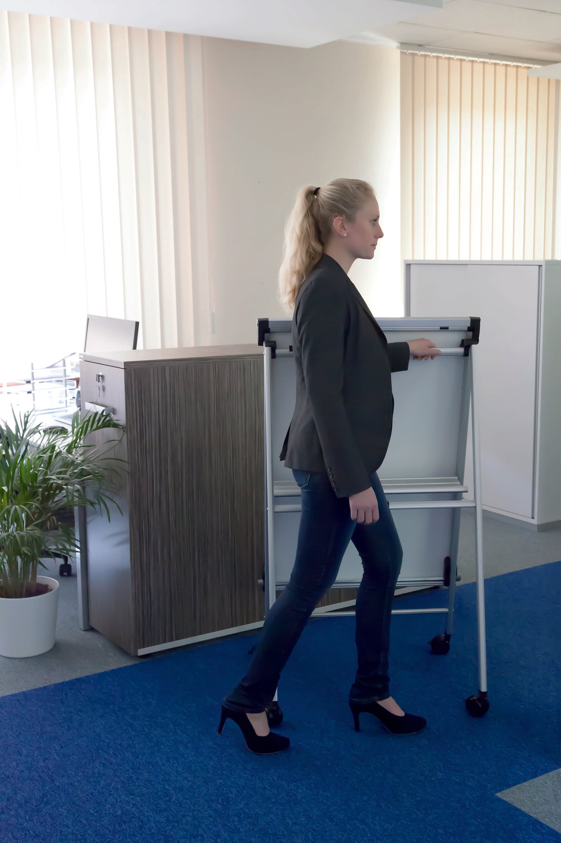 MAULpro Flipchart mobil, magnetisch – 69 × 96 cm