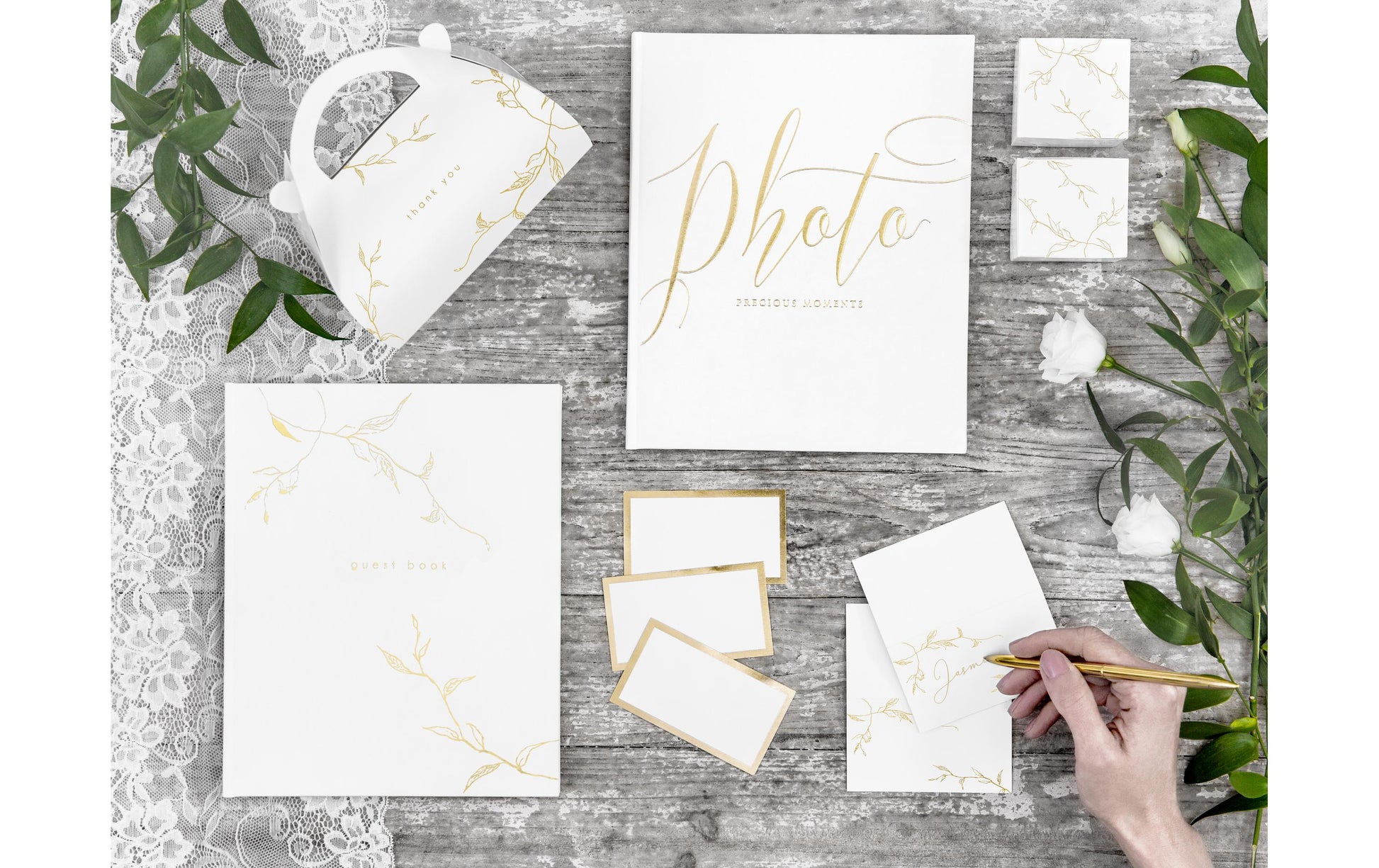 PartyDeco Gästebuch – 22 Seiten – 200 × 245 mm, weiss