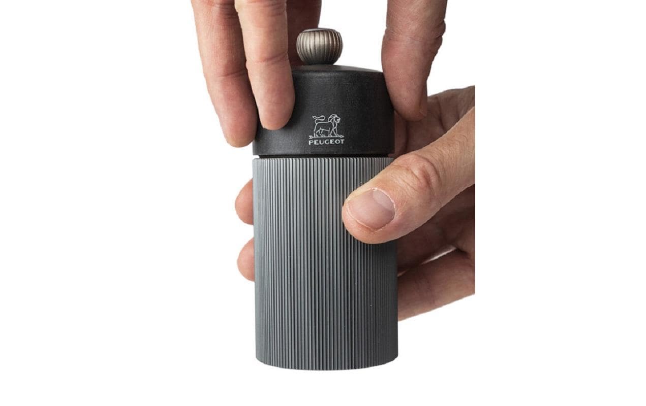 Peugeot Line – Salz-/Pfeffermühle 12 cm, Aluminium/Buche, Karbon
