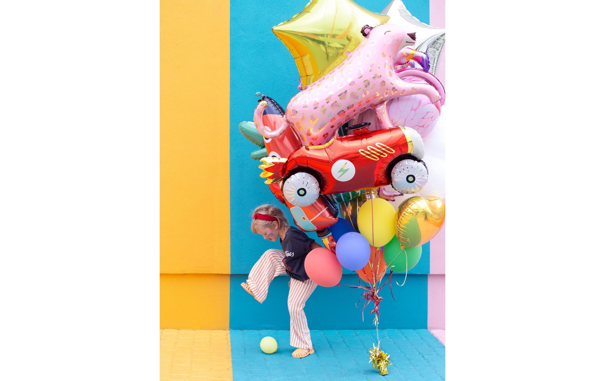 PartyDeco Folienballon Auto – Mehrfarbig – 92 × 45 cm – Folie – 1 Stk