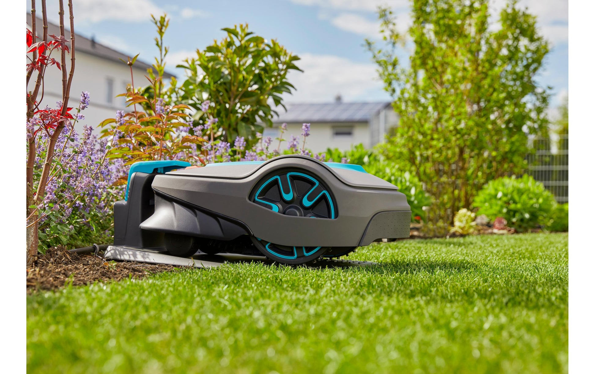 Gardena smart SILENO life 750 – Rasenmähroboter, 18 V, 2000 mAh, IPX5