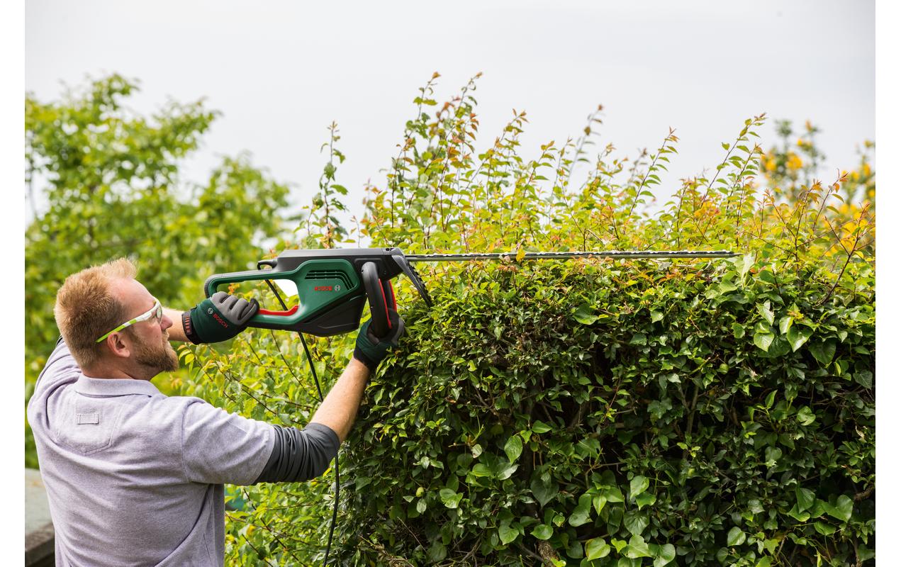 Bosch AdvancedHedgeCut 65 Heckenschere – Netzbetrieb – Schwertlänge 650 mm – Solo
