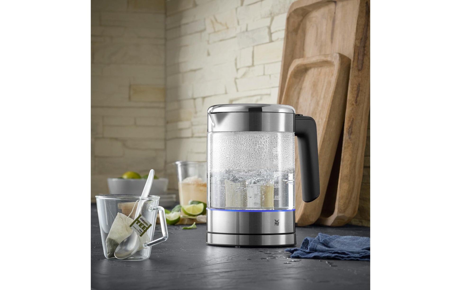 WMF KITCHENminis 0413190011 – Wasserkocher 1,0 l, 1900 W, Glas, Transparent