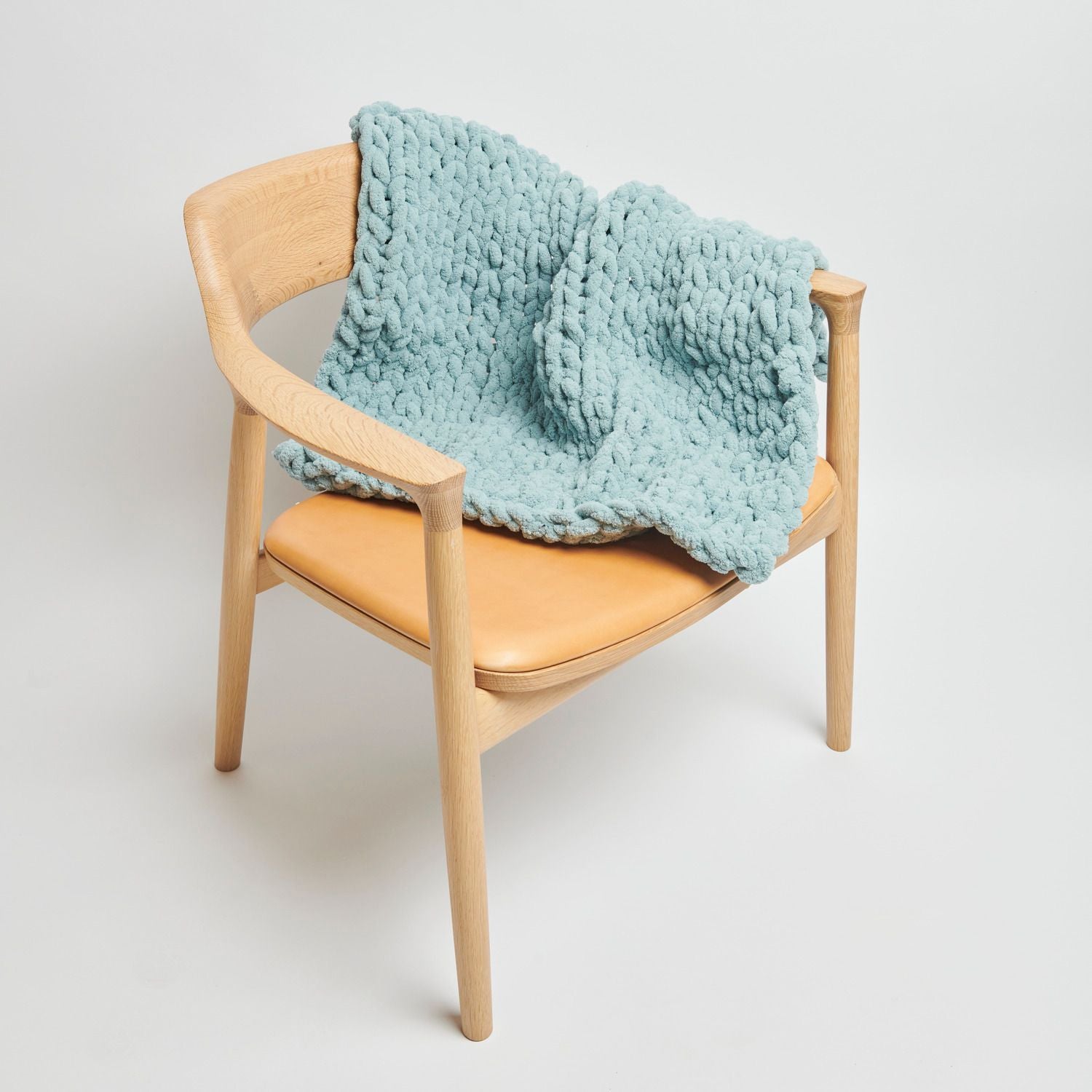 Rico Design Chenillove Super Big Wolle Aqua – Extra dick, 300 g, 36 m, 100% Polyester, Nadelstärke 25 mm