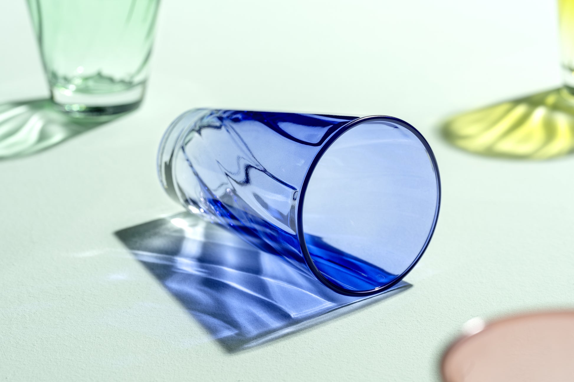 LEONARDO Trinkglas – 0,30 l, Kalk-Natron-Glas, Blau, spülmaschinenfest, 4 Stück