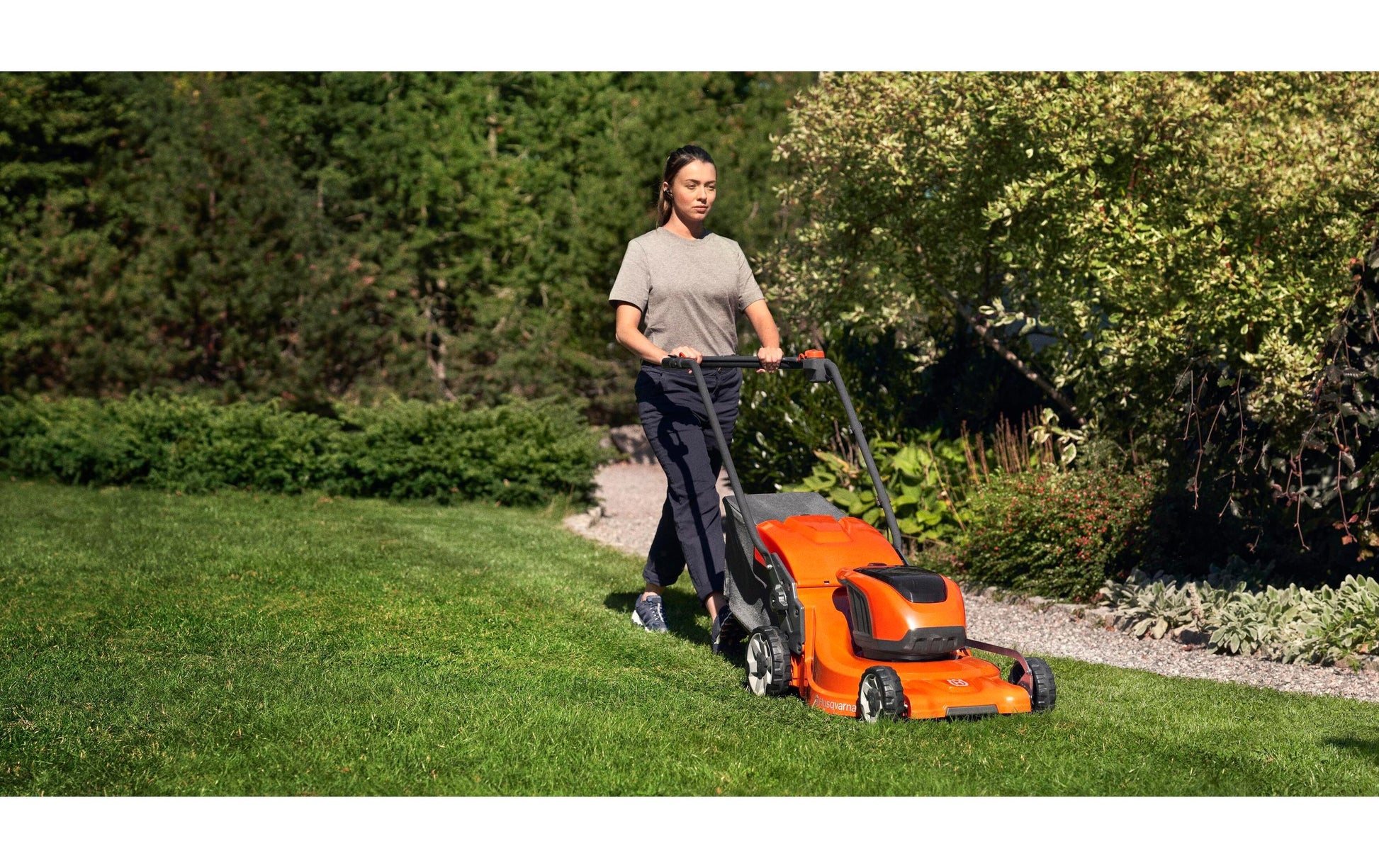 Husqvarna Akku-Rasenmäher LC 247i – Schnittbreite 47 cm, Fangvolumen 55 l, klappbar